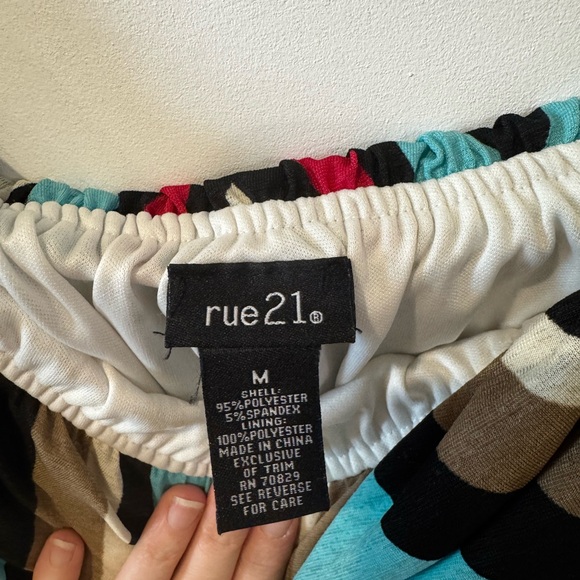 Chevron Pattern Maxi Dress - Picture 4 of 4